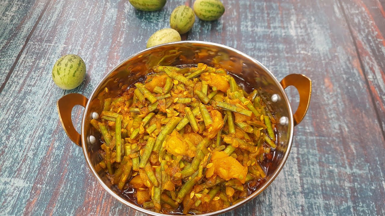  राजस्थान की प्रसिद्ध ग्वारफली और काचरी की सब्जी || marwadi fali kachari ki sabji