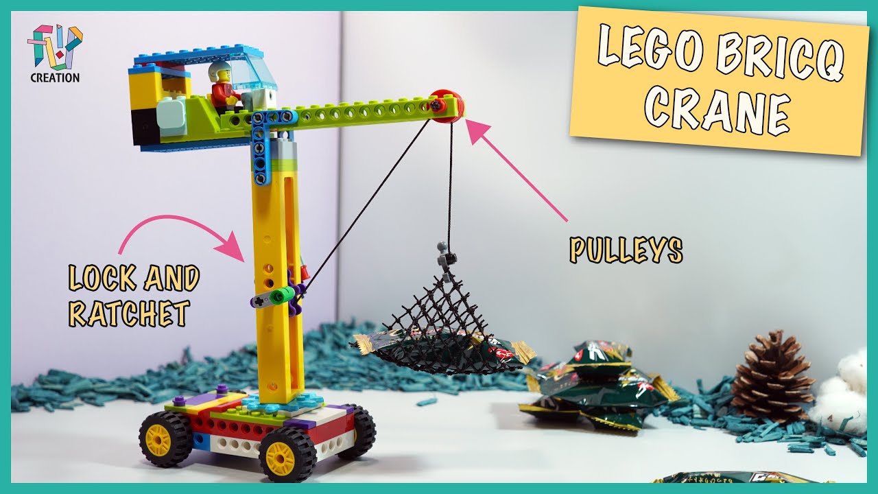 LEGO Tower Crane with LEGO Education BricQ Motion Essential 45401
