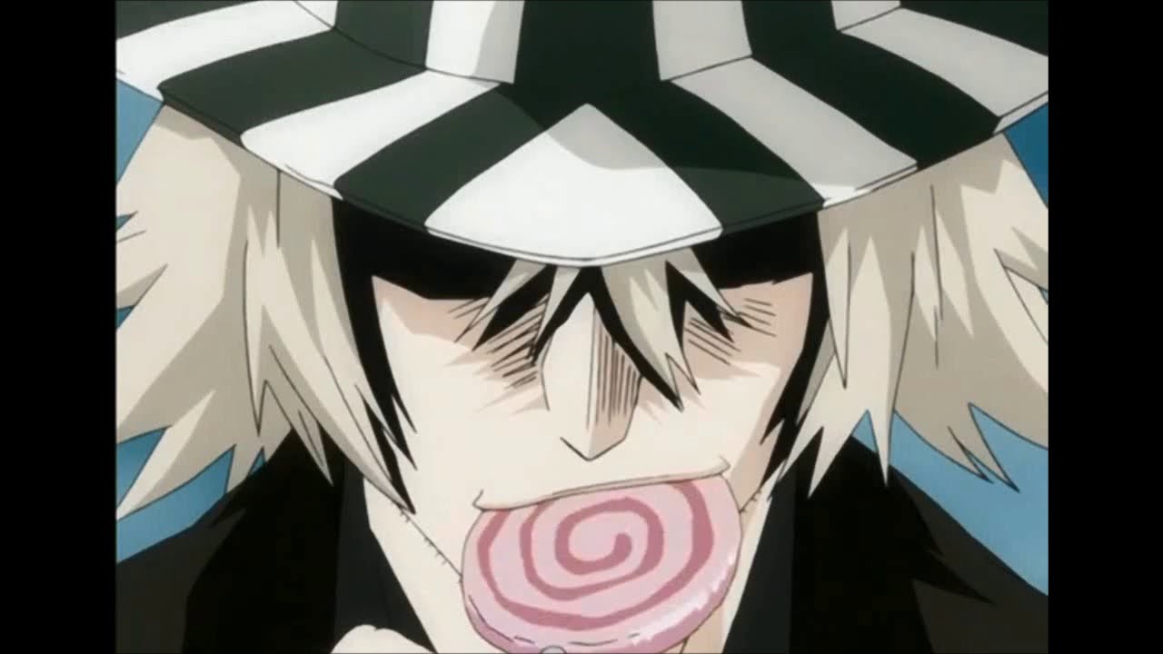 Ikaku giving Bribes for help // Bleach funny moments //