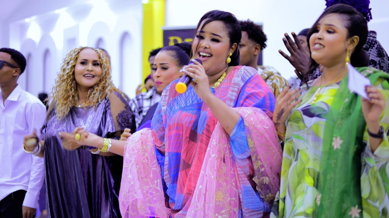 NADIIRA NAYRUUS & FARTUUN BIRIMO OO WACDARO KA DHIGAY SHOWGII CIIDA NAIROBI 2025