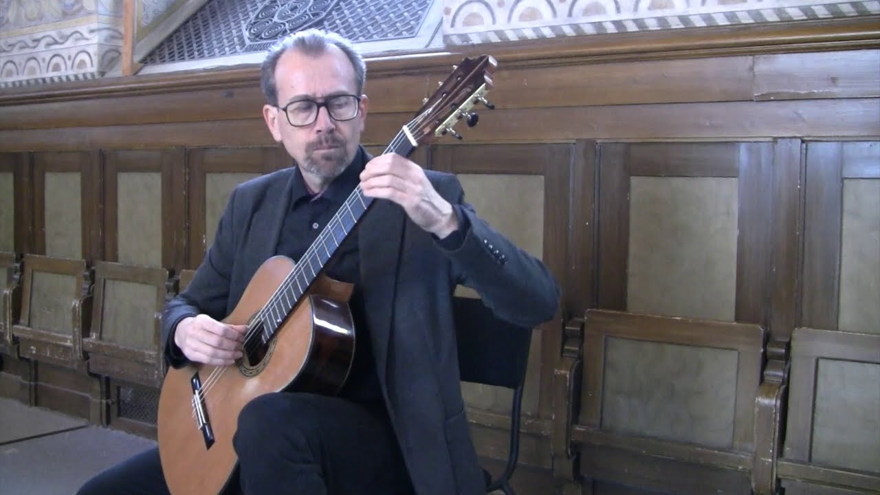 Campo, 1:st movement from Sonatina Meridional by Manuel Maria Ponce