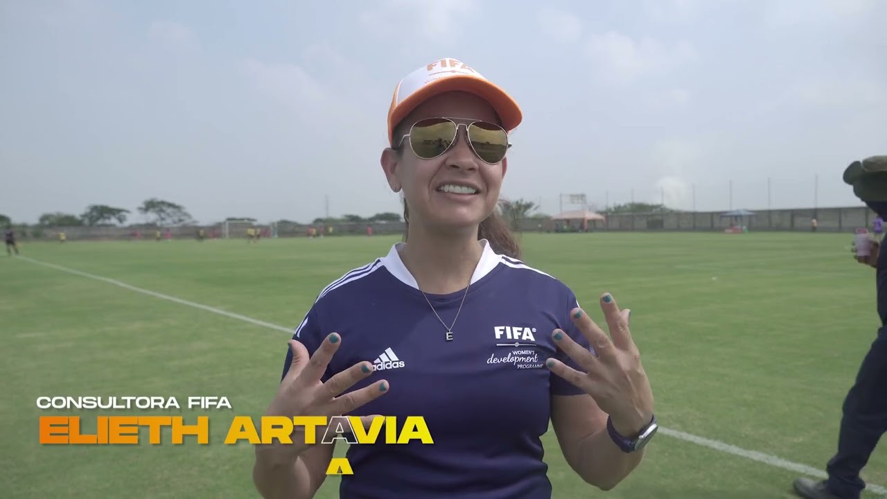 FEF y FIFA capacitan a entrenadores de fútbol femenino.