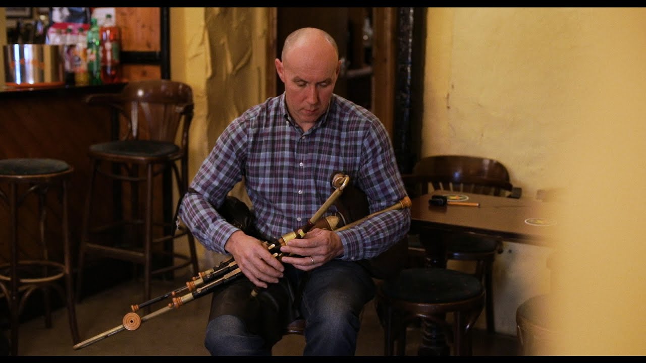Uilleann Piper Ned Wall - Feeding the Soul documentary extract
