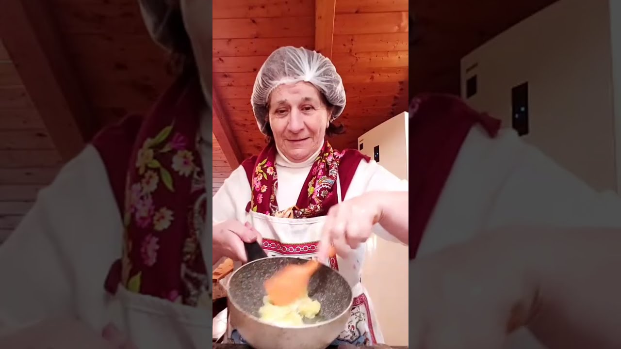 Pasta al forno  con patate grattugiate, visto il tempo di... ci sta proprio bene!
