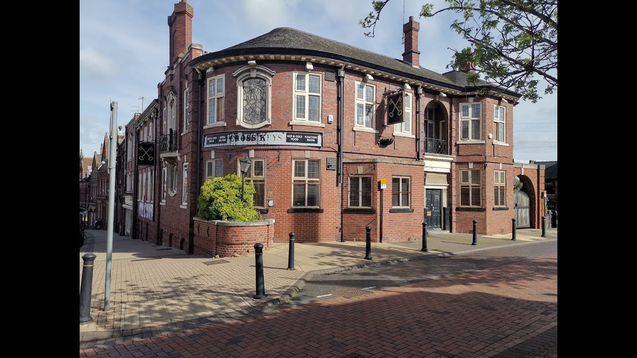 Rotherham: 1980's Town Centre weekend pub crawl: Remembered