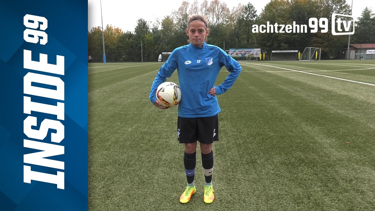 Kick it like Dafina - Die Geschichte einer besonderen Fußballspielerin