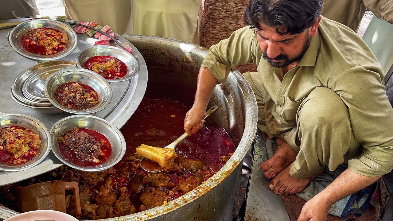 Ahmad Paya Farosh - Kohat Road Peshawar | Siri Paya | Peshawari Paya | Asian Food Street