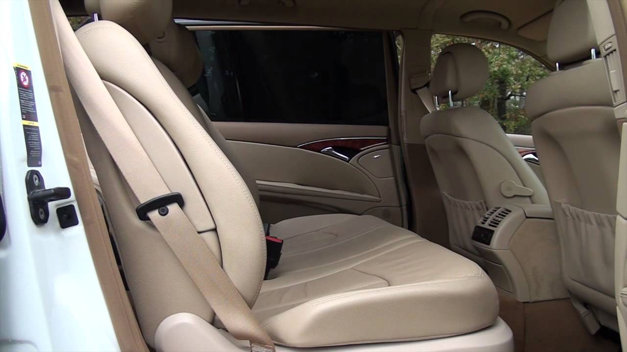 Mercedes limo