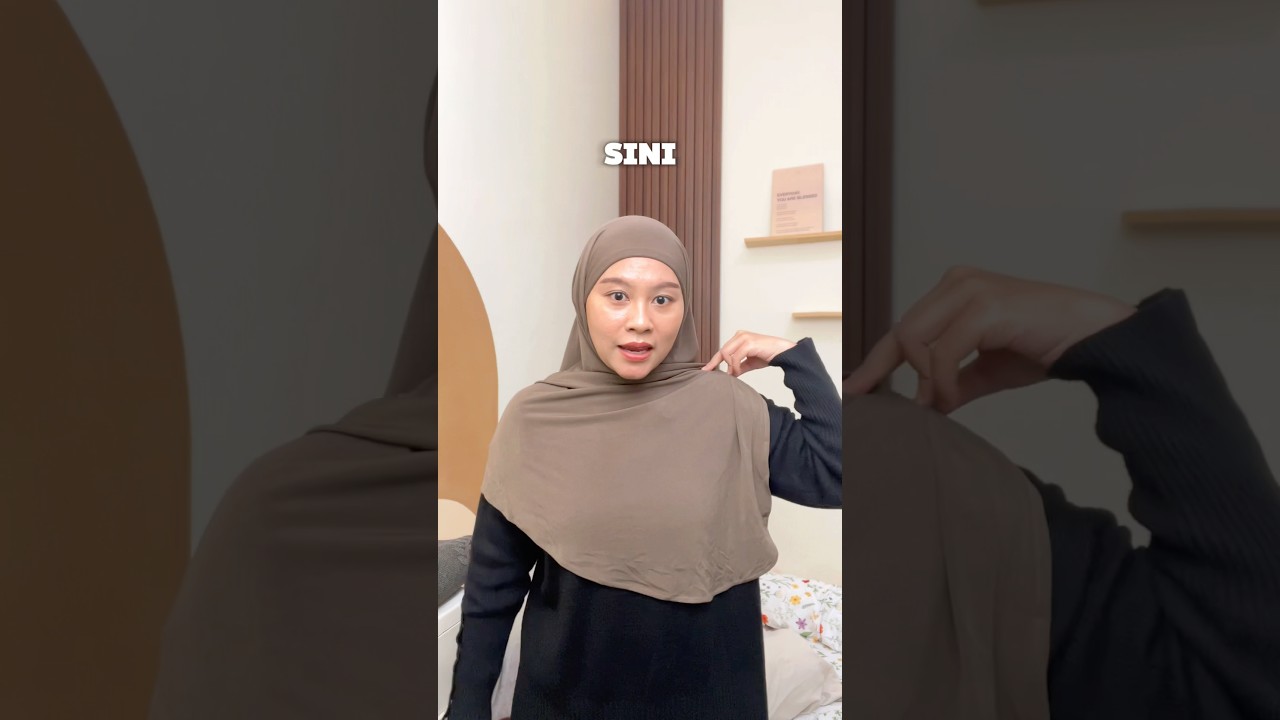 HIJAB MAGNET PERTAMA #hijabinstant #hijabstyle #pashmina #youtubeshorts #shopeehaul #deynscarf