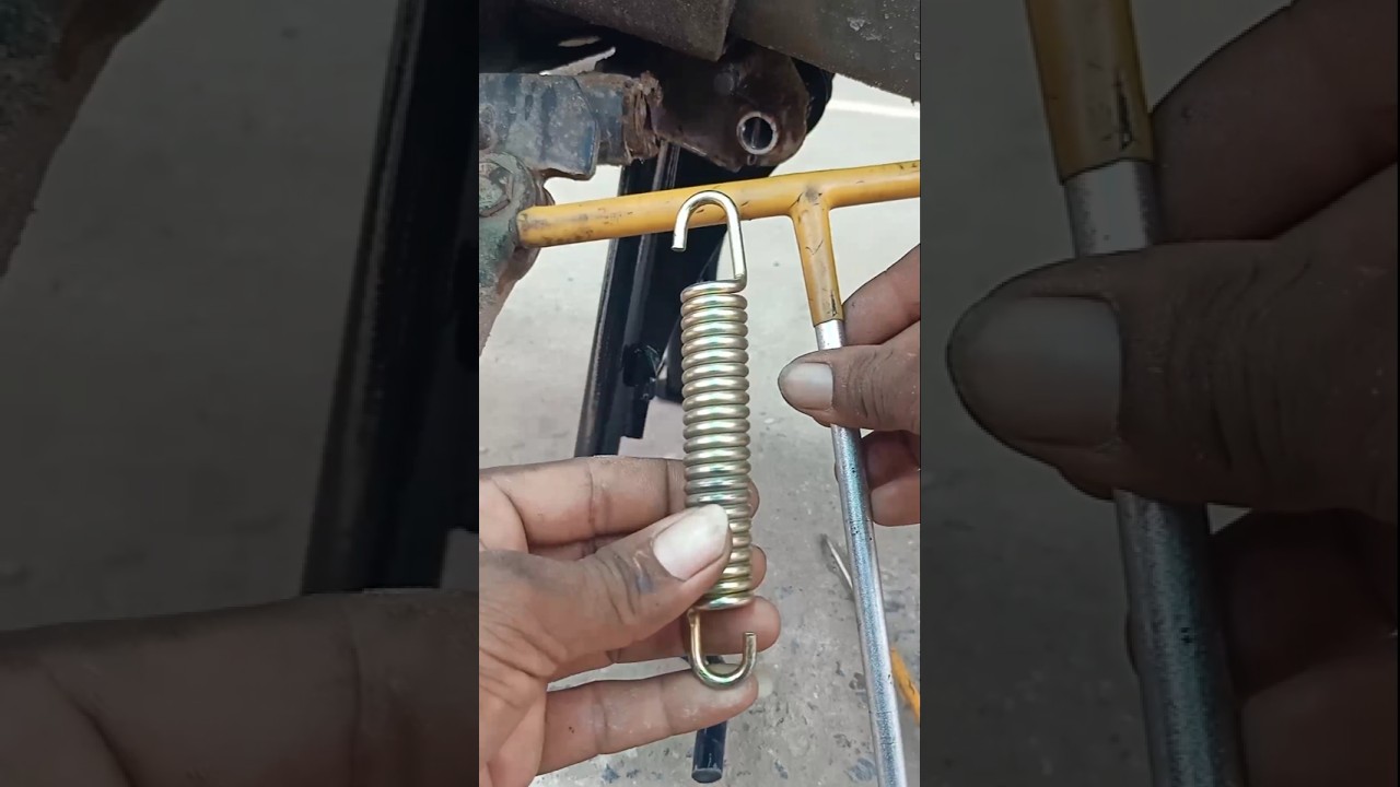 Splendor Centre stand spring fitting//How to Change Splendor Plus Main stand Spring#spring  #short