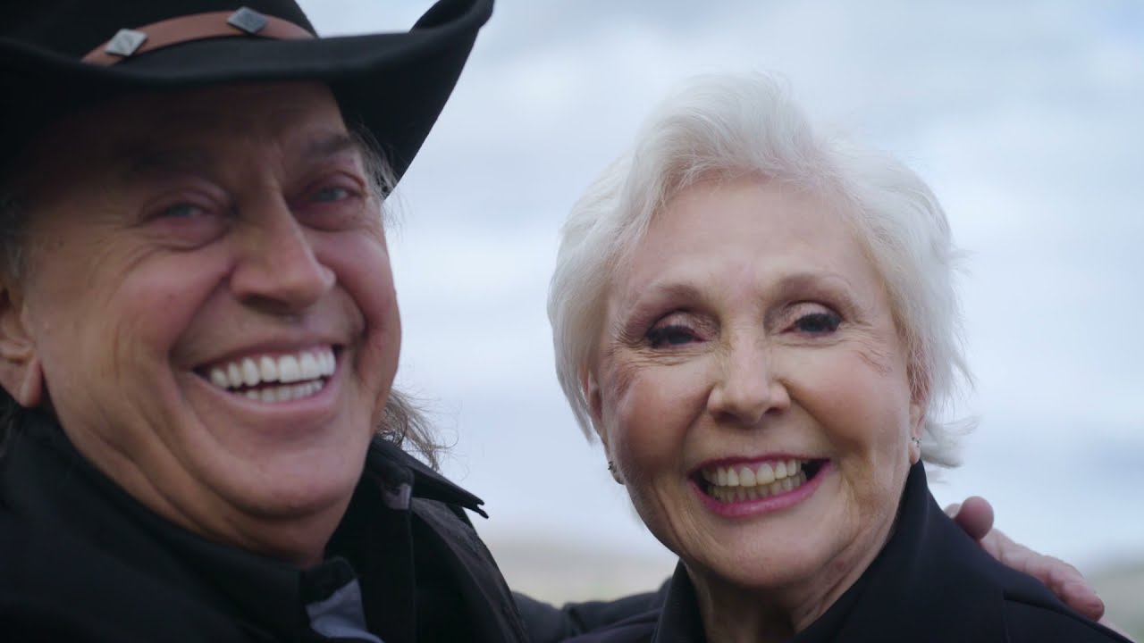 Paul Daraîche et Renée Martel - Contre vents et marées (Vidéoclip officiel)