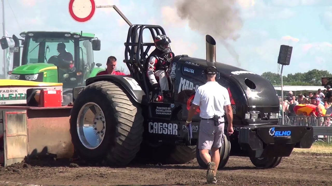 Team Herlevi Pro Stock 3,5t @ Tractor Pulling Edewecht 2013 by MrJo