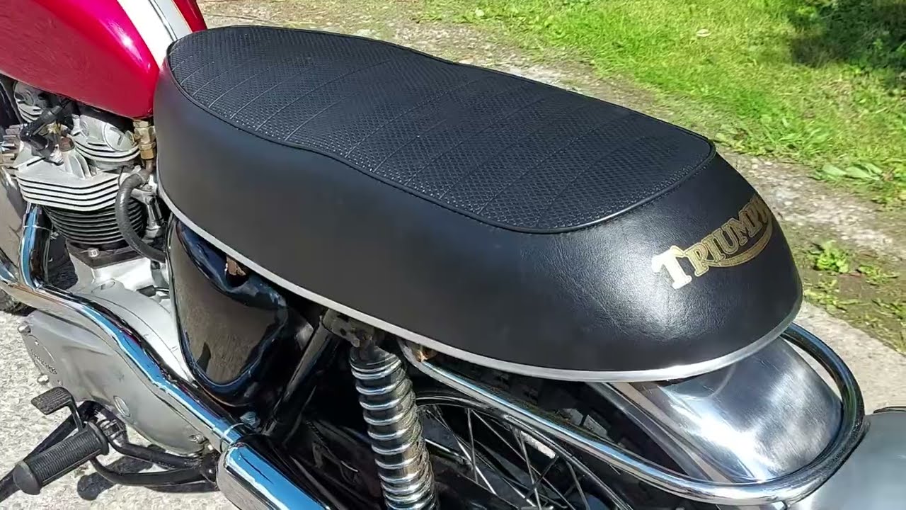 1969 TRIUMPH TROPHY TR6C COMPETITION DESERT SLED. WALK ROUND AND START UP
