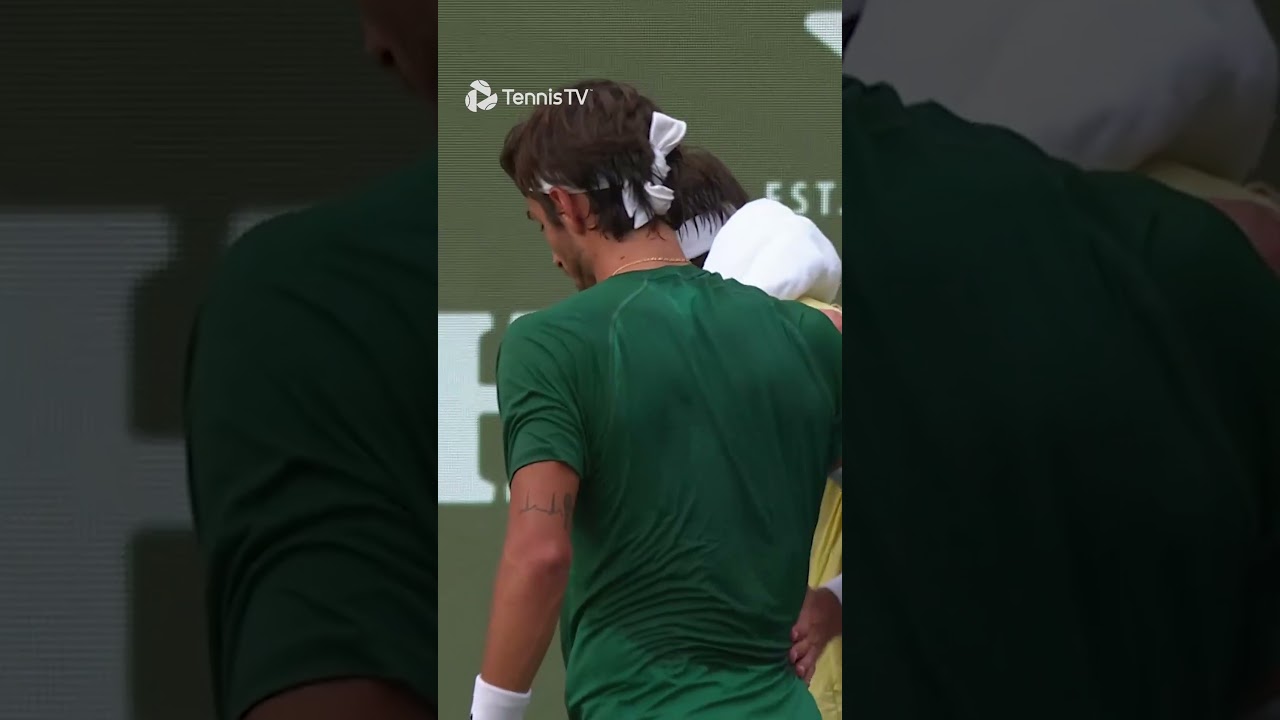 Musetti Shows Great Sportsmanship To Struggling Comesana 🫶