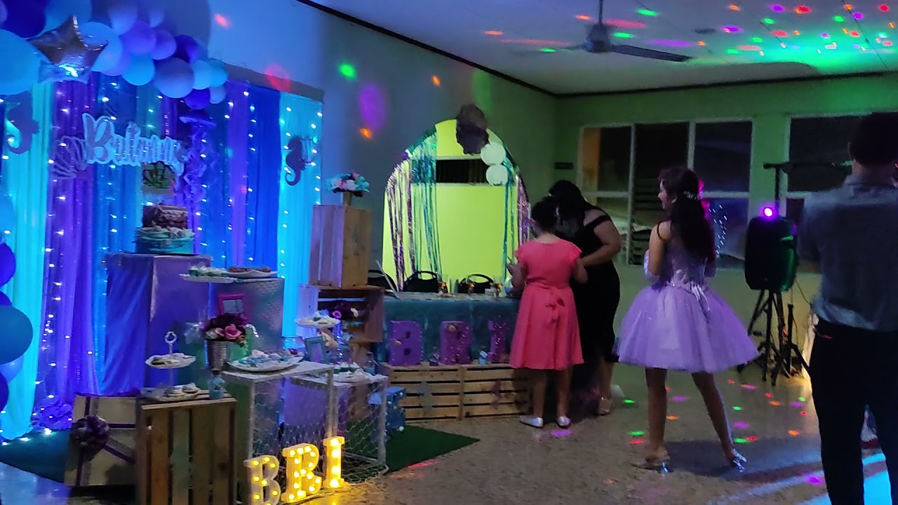 Quince años Britanny (Entrega de rosas)