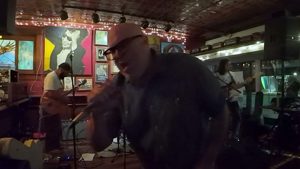 The Reds, Pinks & Purples - 2025-07-18 - The Crêpe Place, Santa Cruz CA