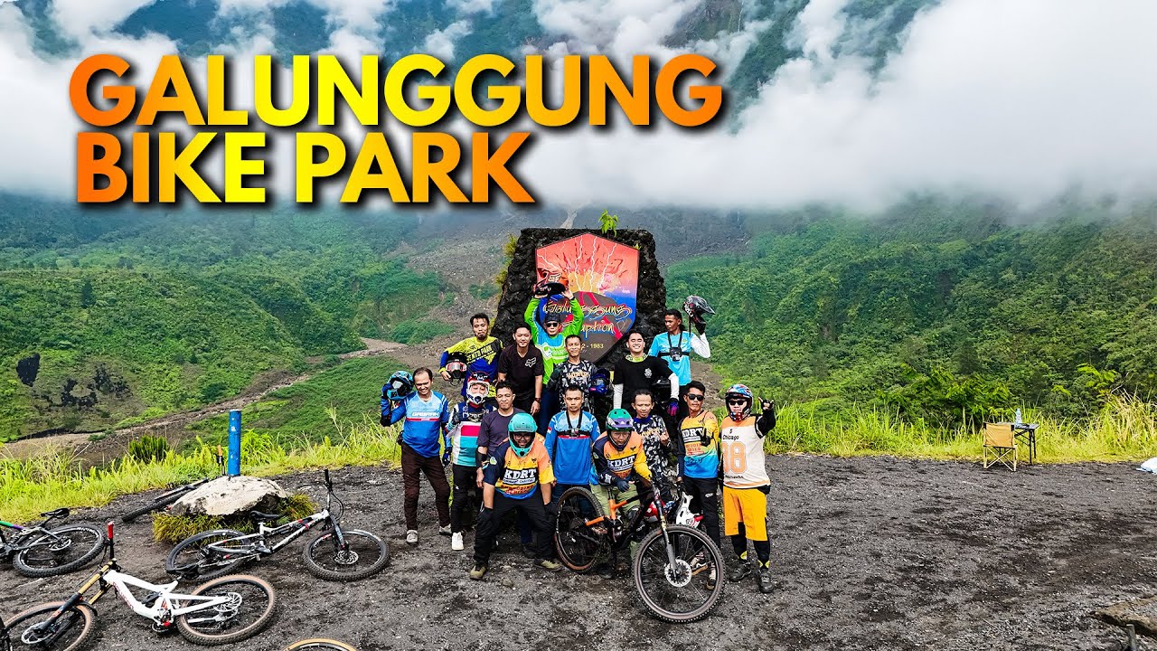 TREK WAJIB DI MUSIM HUJAN // GALUNGGUNG BIKE PARK TER THE BEST VIEWNYA 