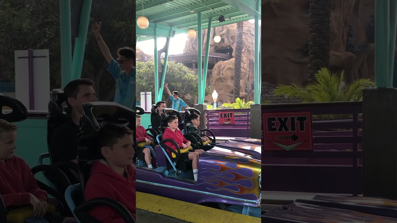 Insane launch on Xcelerator Knott&rsquo;s Berry Farm #knottsberryfarm#rollercoaster #amusementpark #lol