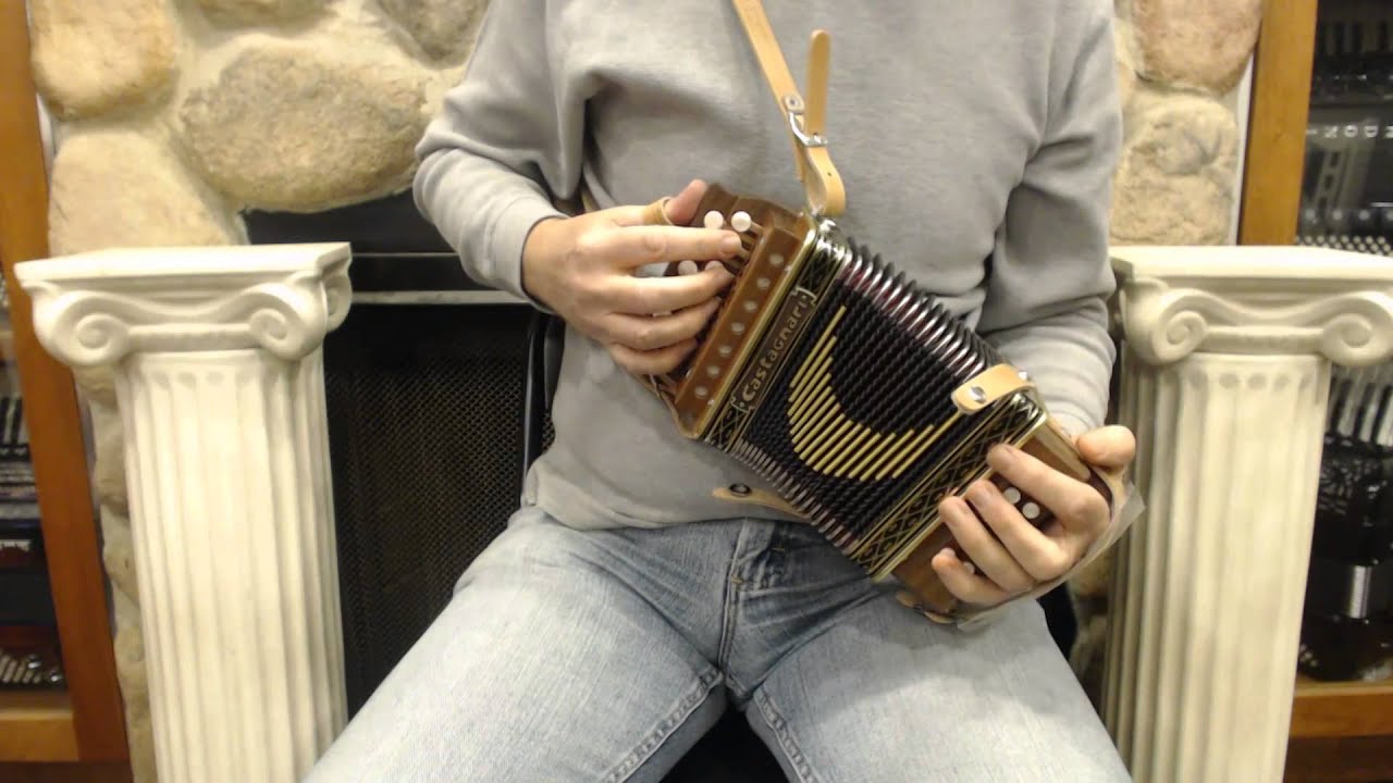 CASTGIOR - Castagnari Giordy Diatonic D G M 12/8 $995