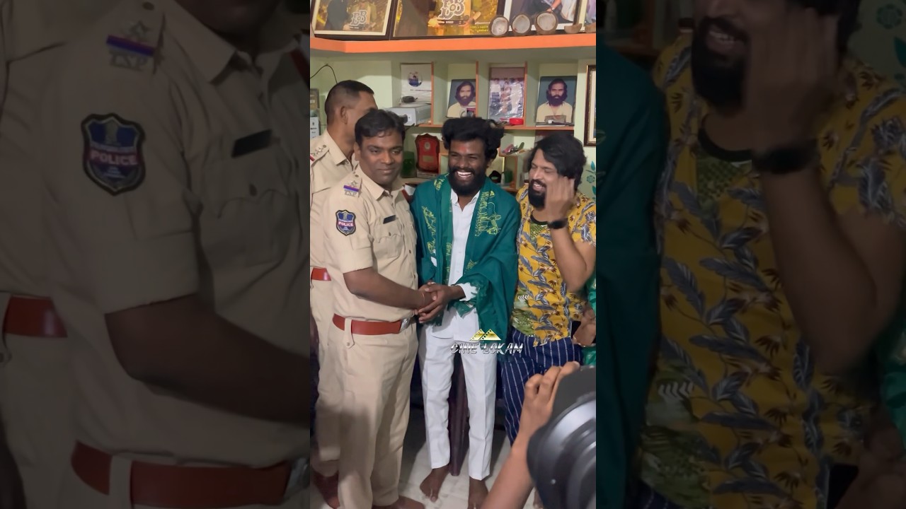Actor Sivaji At Pallavi Prashanth's Home || Pallavi Prashanth Latest Videos || Bhole Shavali