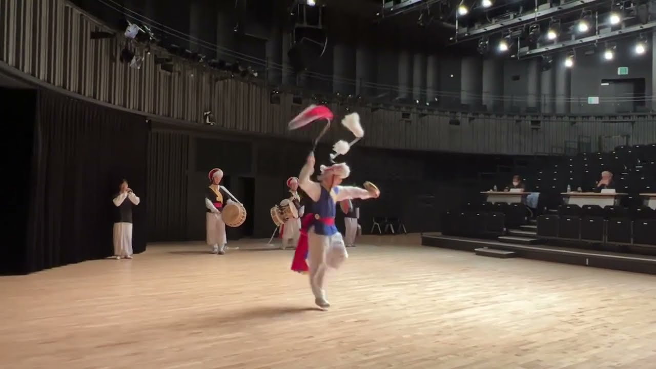 한창현 / 웃다리 쇠개인놀이