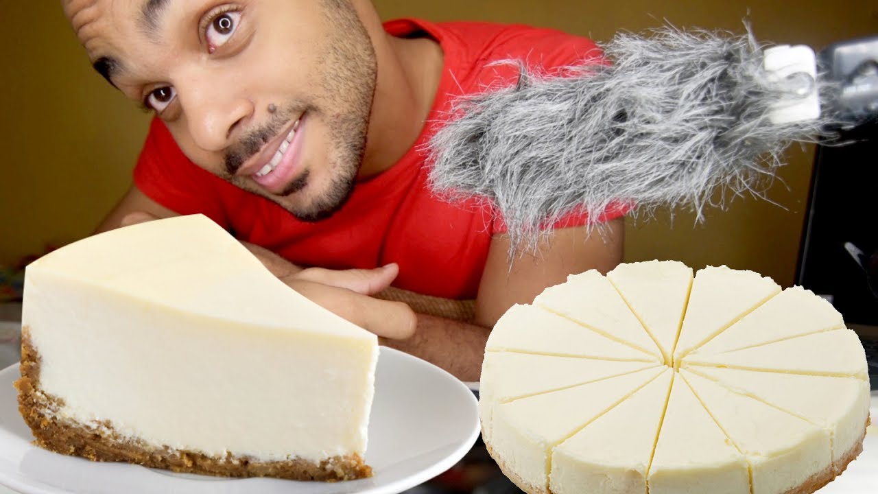40 ASMR : Eating Cheesecake + Chit chat. Self Love Whispering