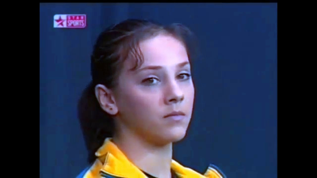 2002 Glasgow Grand Prix - ROM - Andreea Raducan