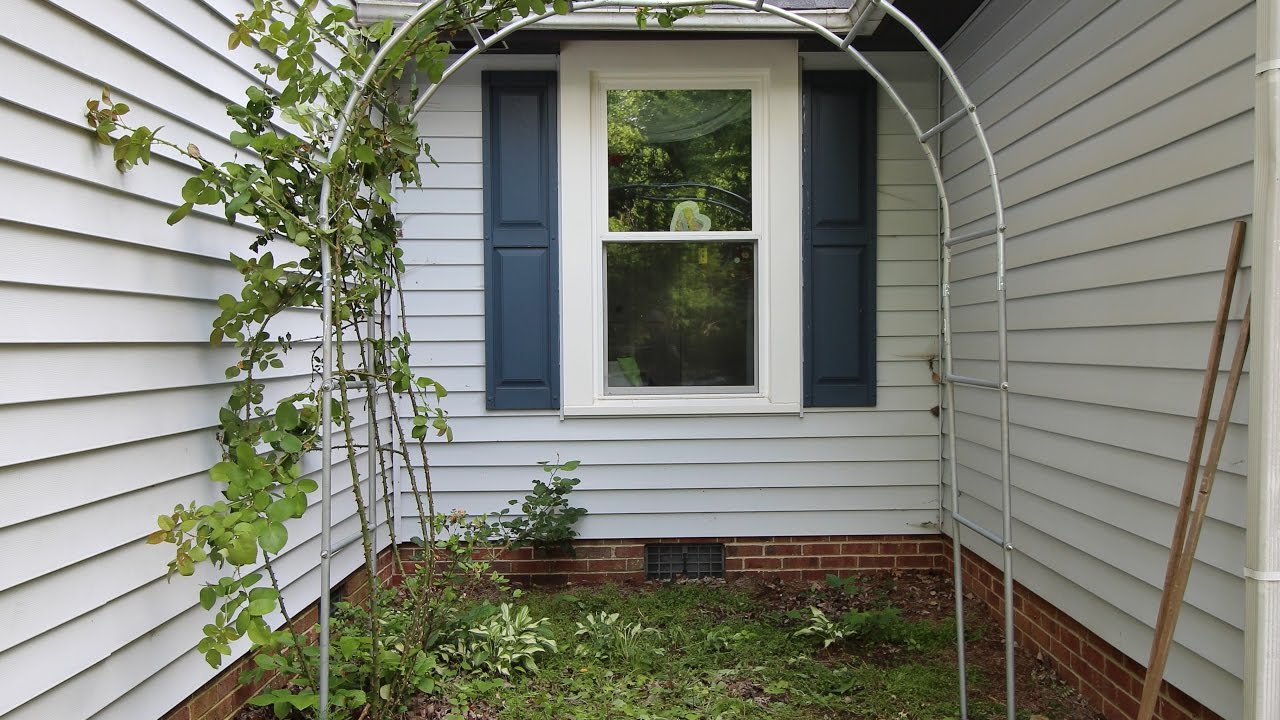 How To Make An Arbor For Plants Out  Of EMT Conduit