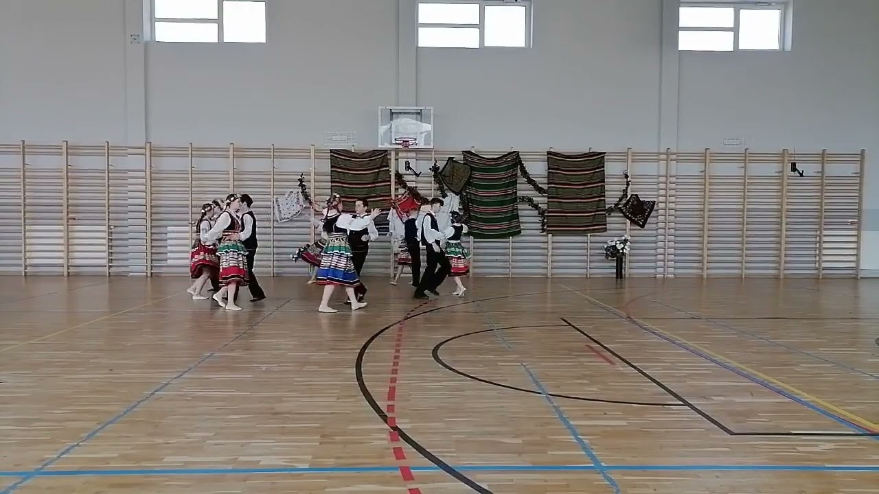 Suita Krakowska w wykonaniu uczniów ze Szkoły Podstawowej im 