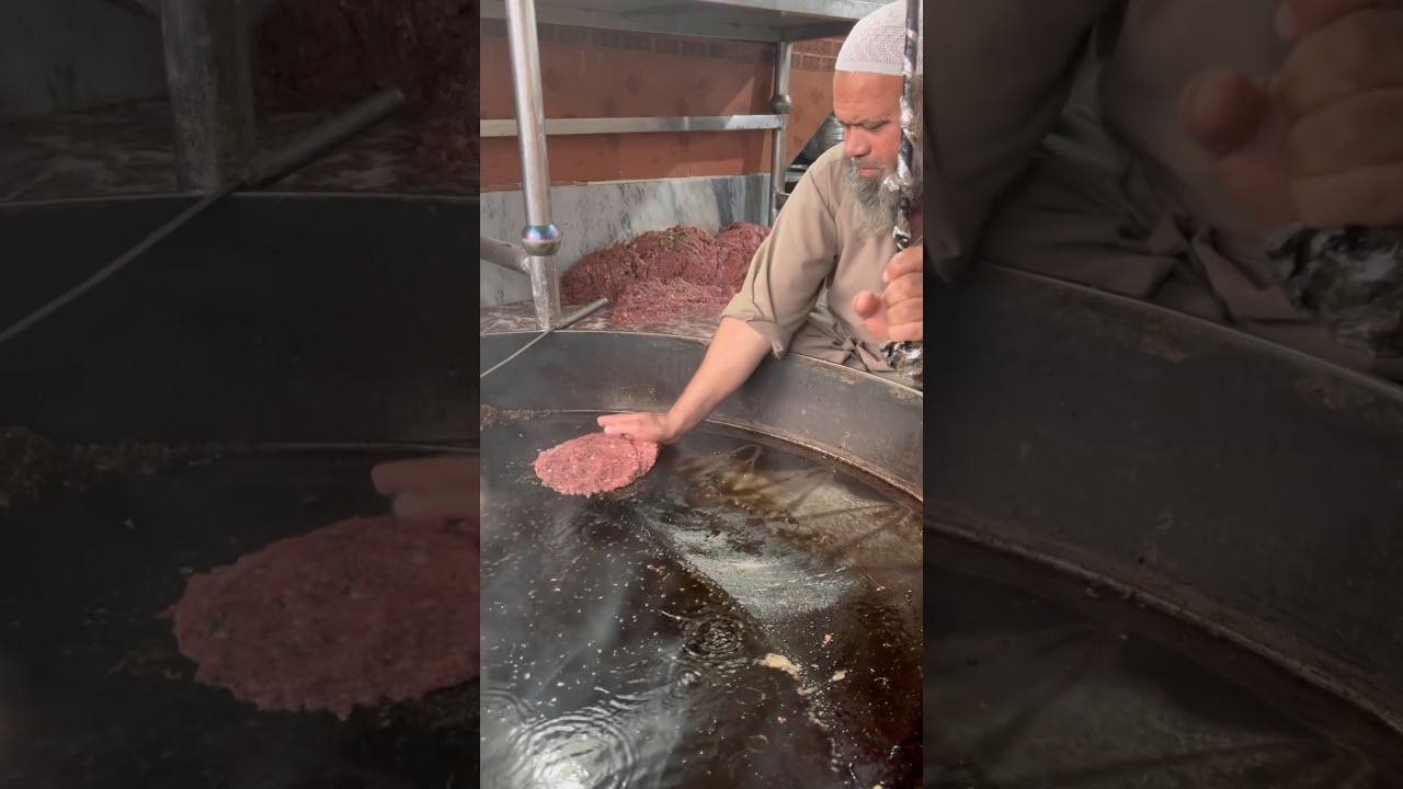Old man selling big juicy meat kebabs 😋 #food #streetfood #kebab #chaplikabab #foodie