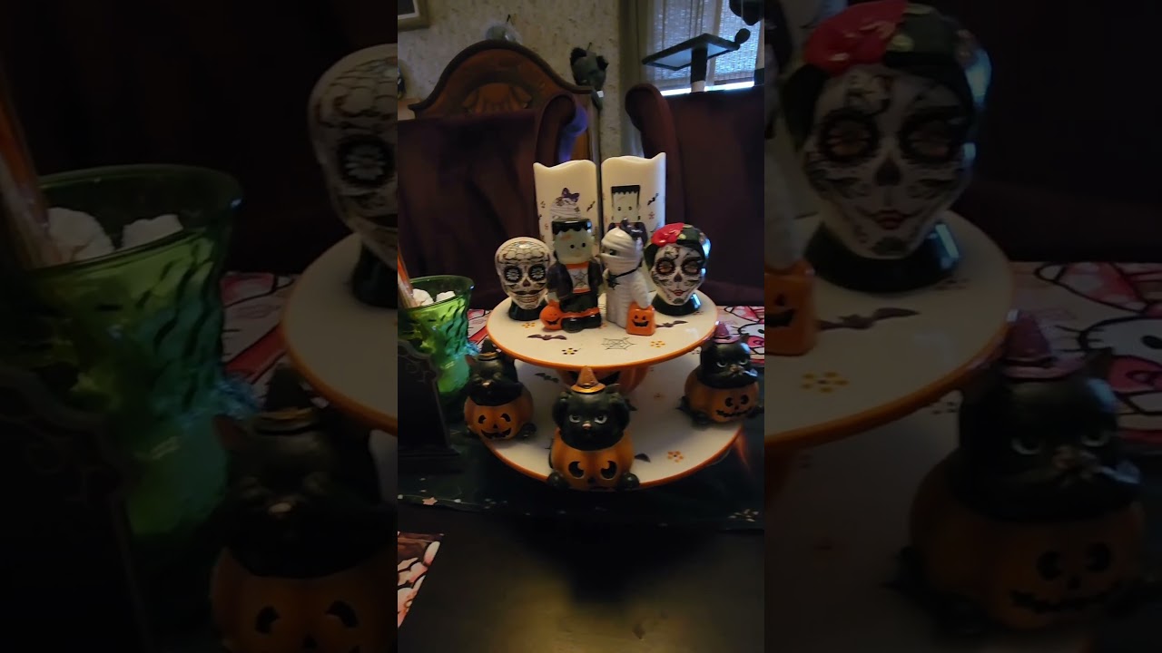 Valloween Table 2025 ❤️🎃   