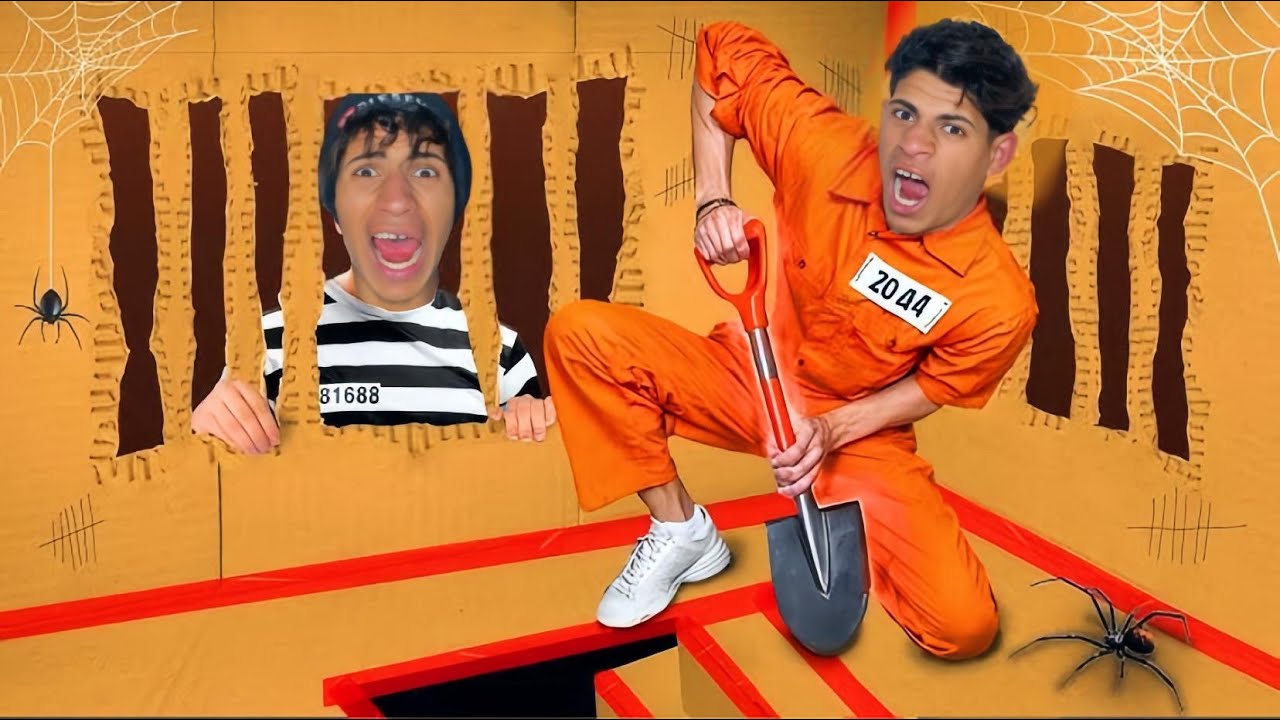 تحدي الهروب من السجن الكرتوني 💔😭| علاء حسين