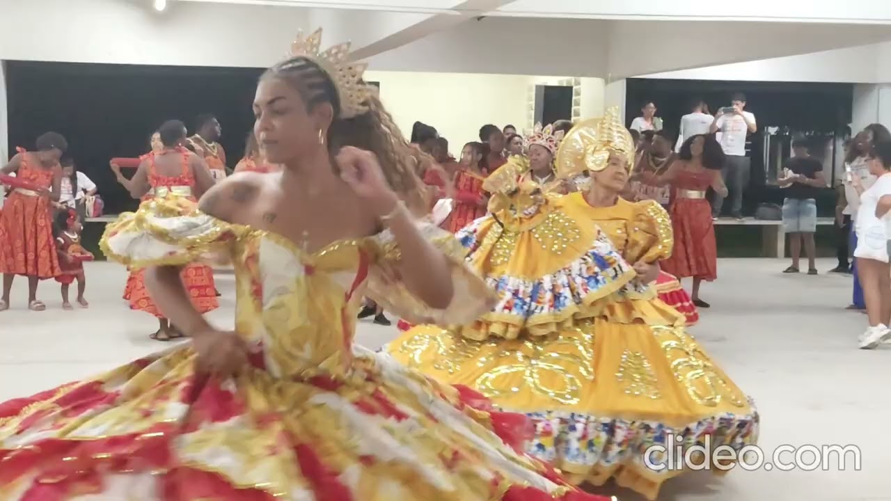 Maracatu Nação Cambinda Estrela no Festival Jovens Defensores Populares de Pernambuco.