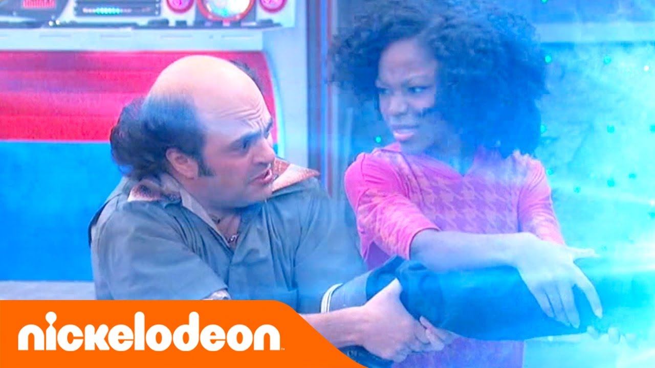 Henry Danger | Salvataggio con la macchina del tempo | Nickelodeon Italia