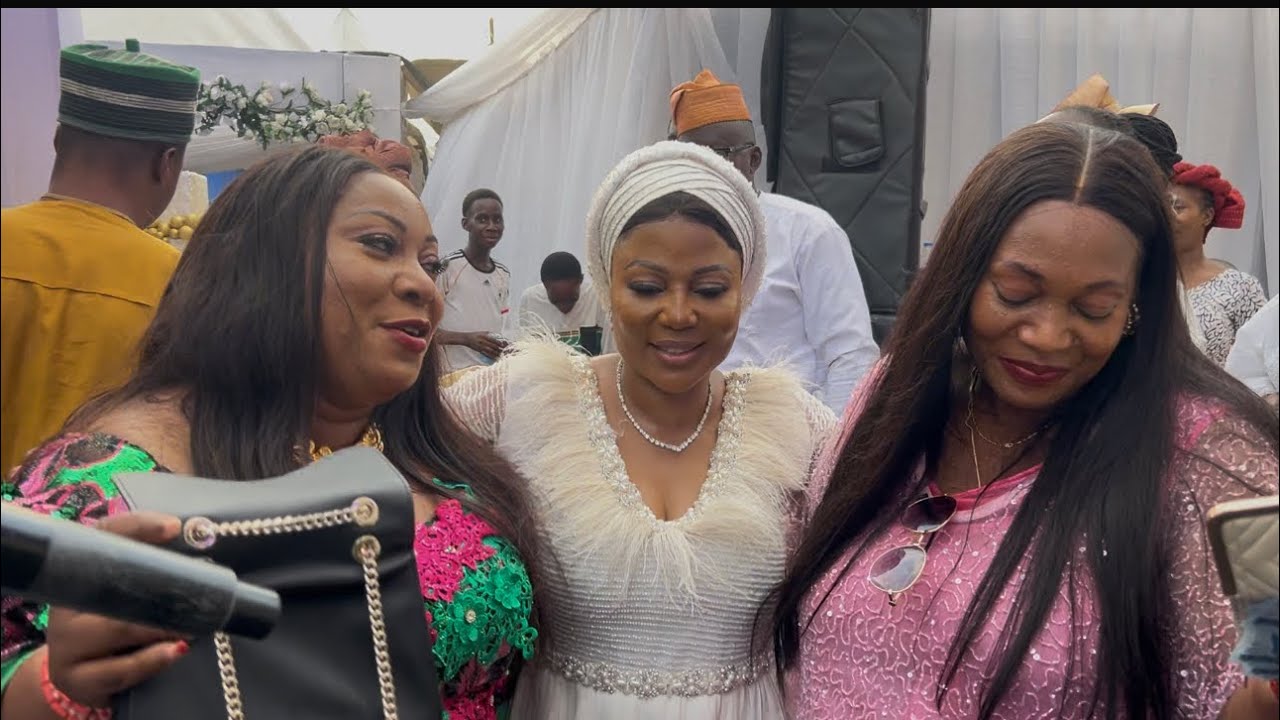 OONI OF IFE SISTERS JOINED OLORI ELIZABETH OPEOLUWA ON THE DANCE FLOOR AT HER FATHER’S 75TH BIRTHDAY