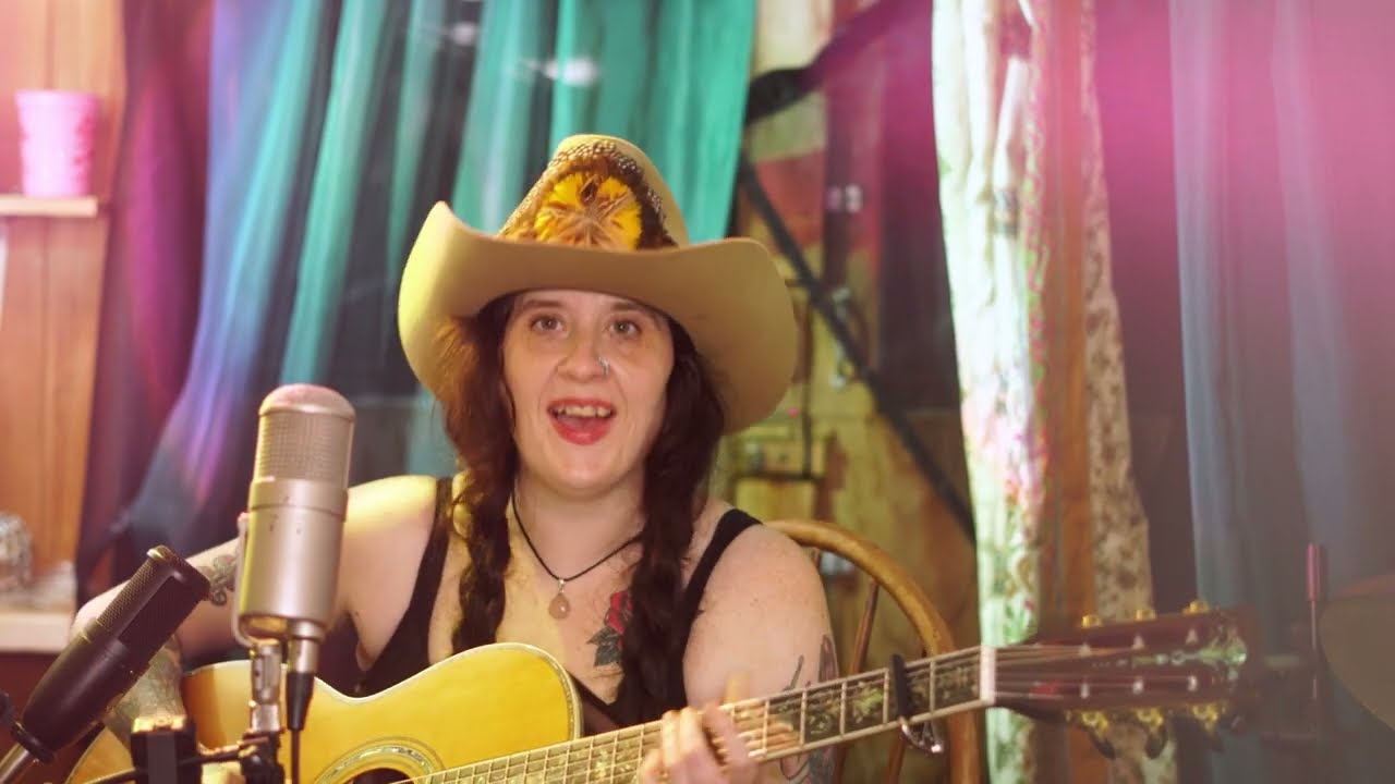 Picture Cards Can't Picture You (Blaze Foley Cover)| Lindsay Beaver
