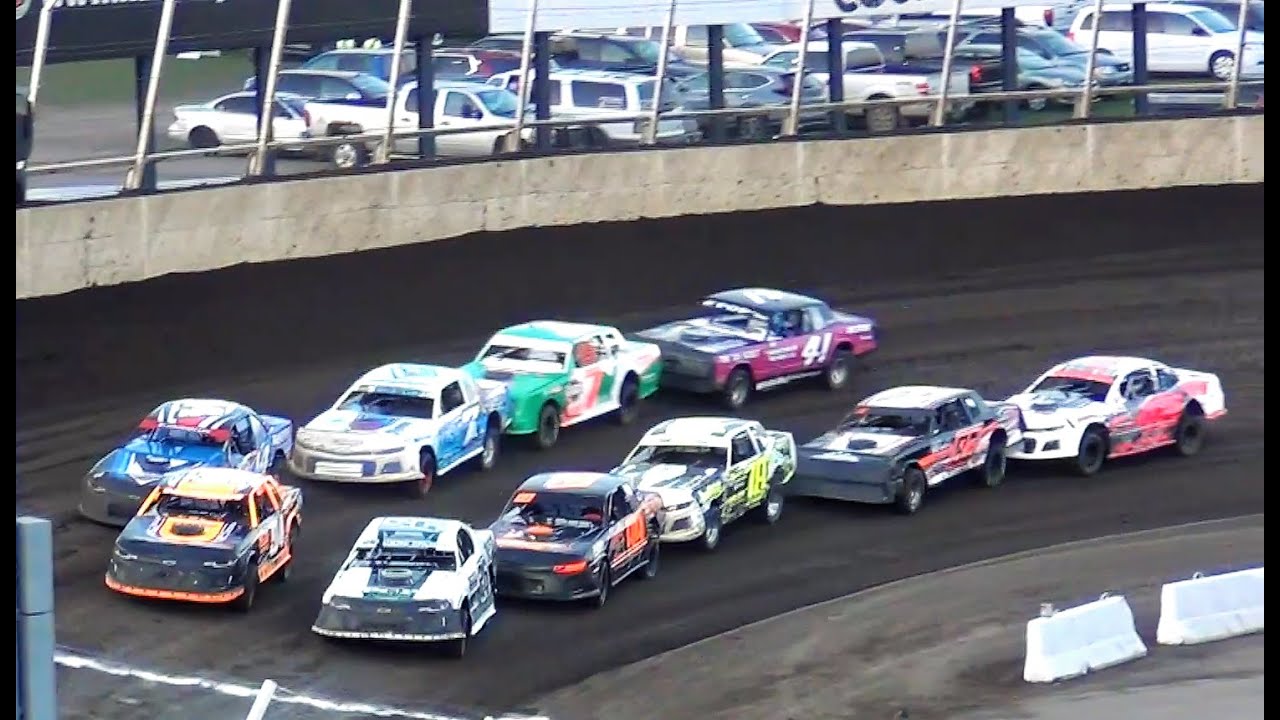Dirt Crown IMCA Stock Car - Heat races @ Huset's Speedway 2023