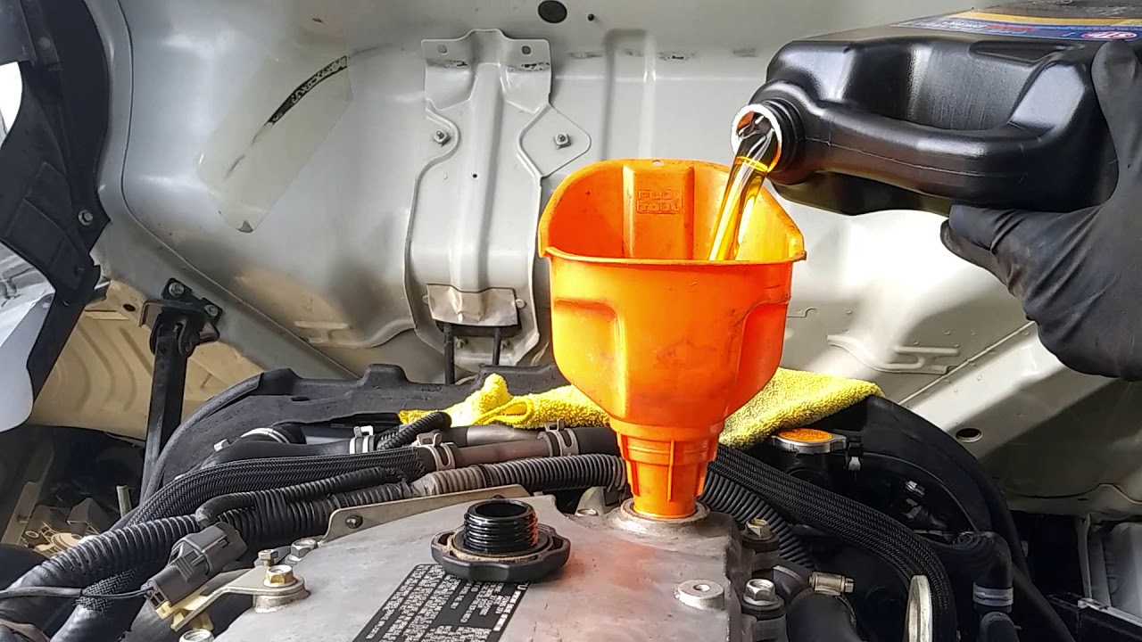 2016 isuzu nrr oil change