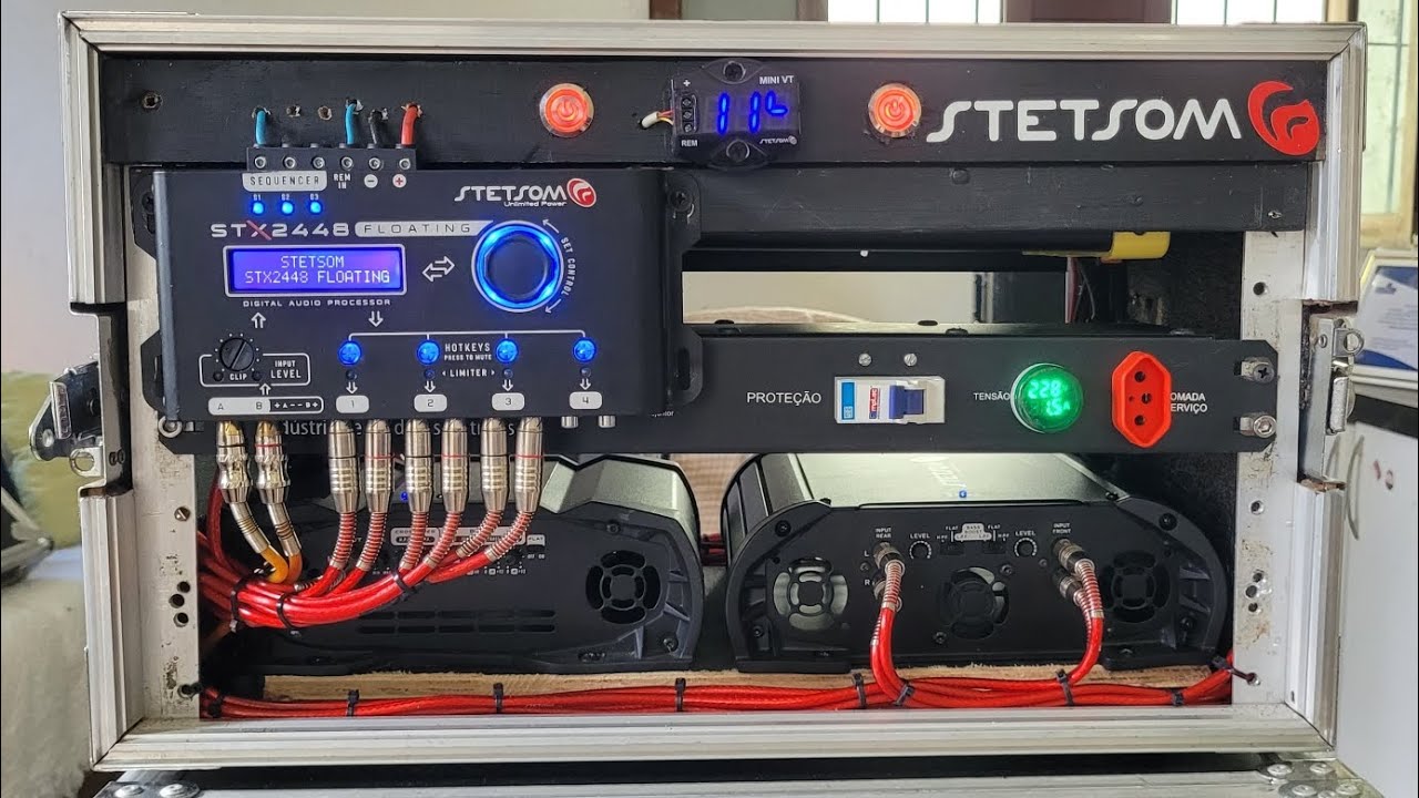 Som profissional com módulos automotivos   Rack Stetsom  Stx2448 Floating,  hl 2000.4,  ex3000 black
