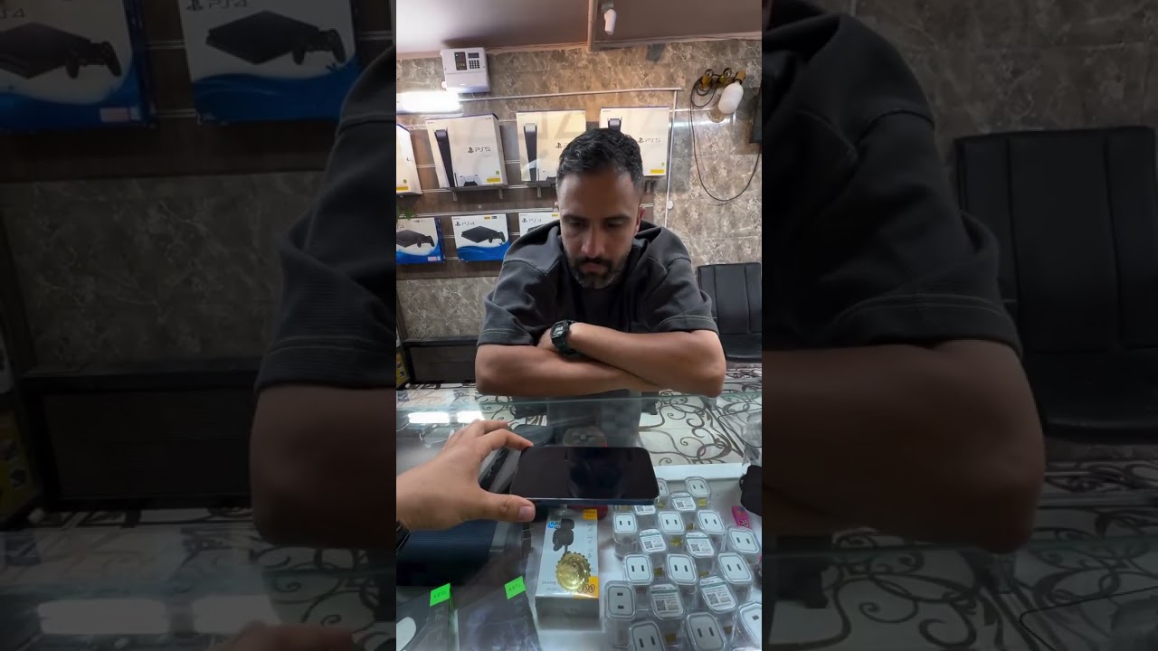 مردم اعصاب ندارن!😒حالا آخرش مجبور بود اونطوری کنه؟😂