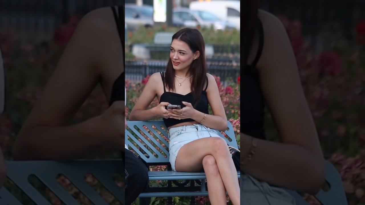 G&Uuml;ZEL KIZ ONUNLA KONUŞMADIĞIMI ANLAYINCA UTANDI 😅 - BLUETOOTH KULAKLIK ŞAKASI