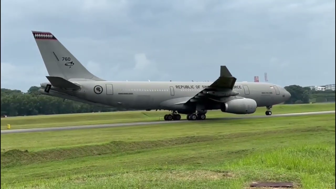 Plane spotting at Paya Lebar Air Base during the Open-house