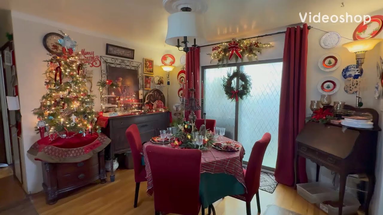 Traditional Christmas dining room, Ralph Lauren inspired