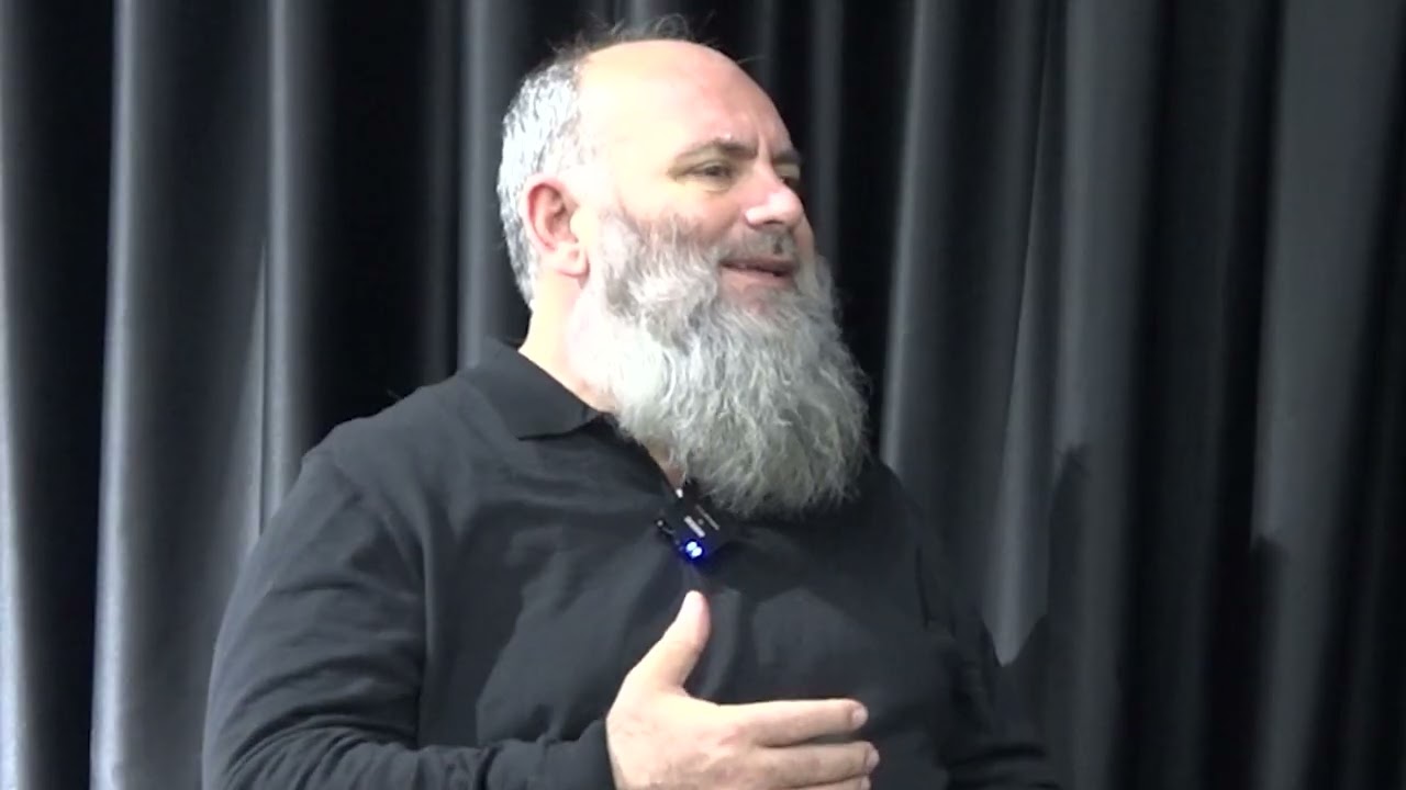 “Kunati im është bërë Katolik, nuk e respektoj sepse e fyen Pejgamberin.” - Hoxhë Bekir Halimi