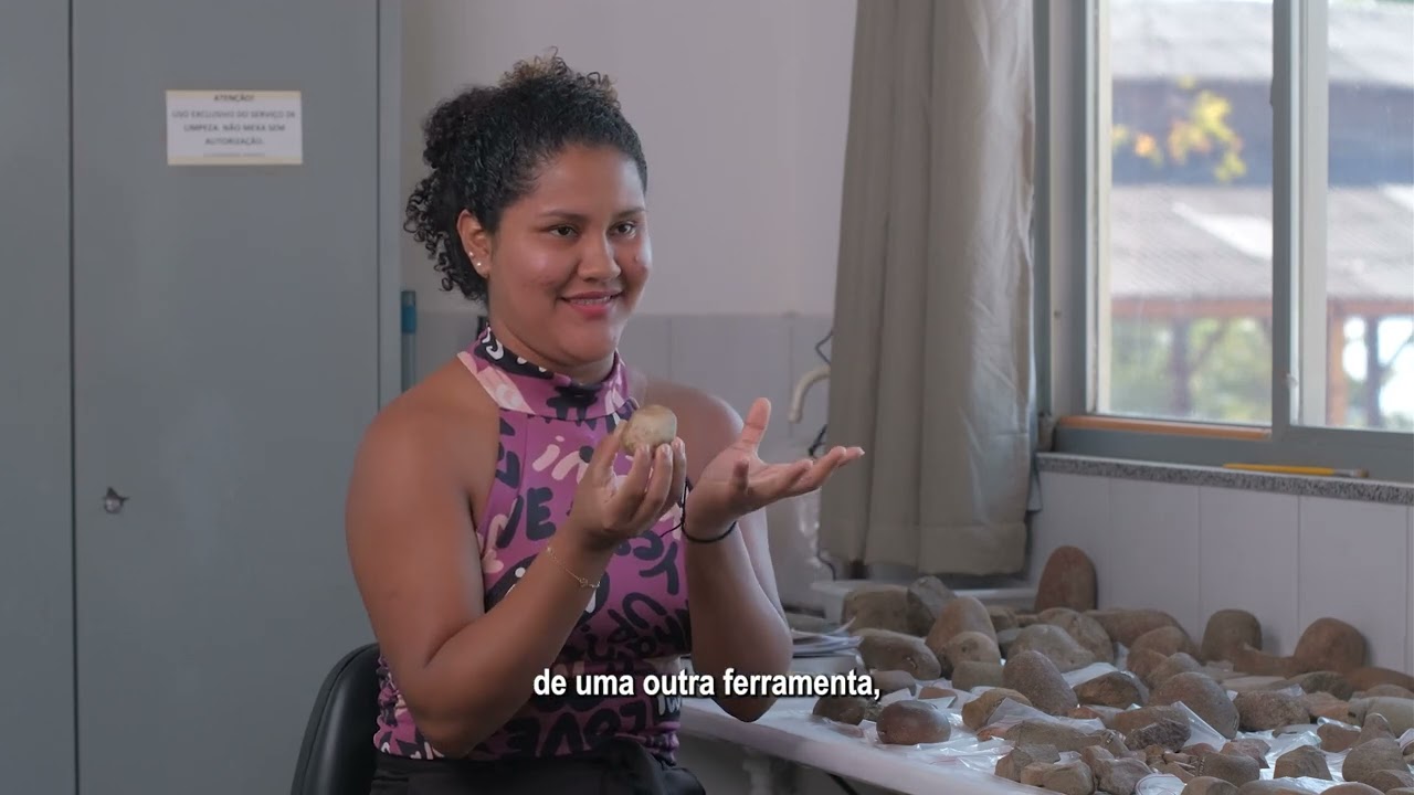Pesquisa arqueológica com material lítico