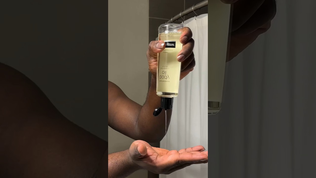 Neutrogena Body Oil | After shower routine🚿🧴 #skinroutine #showerroutine #neutrogena #bodyoil