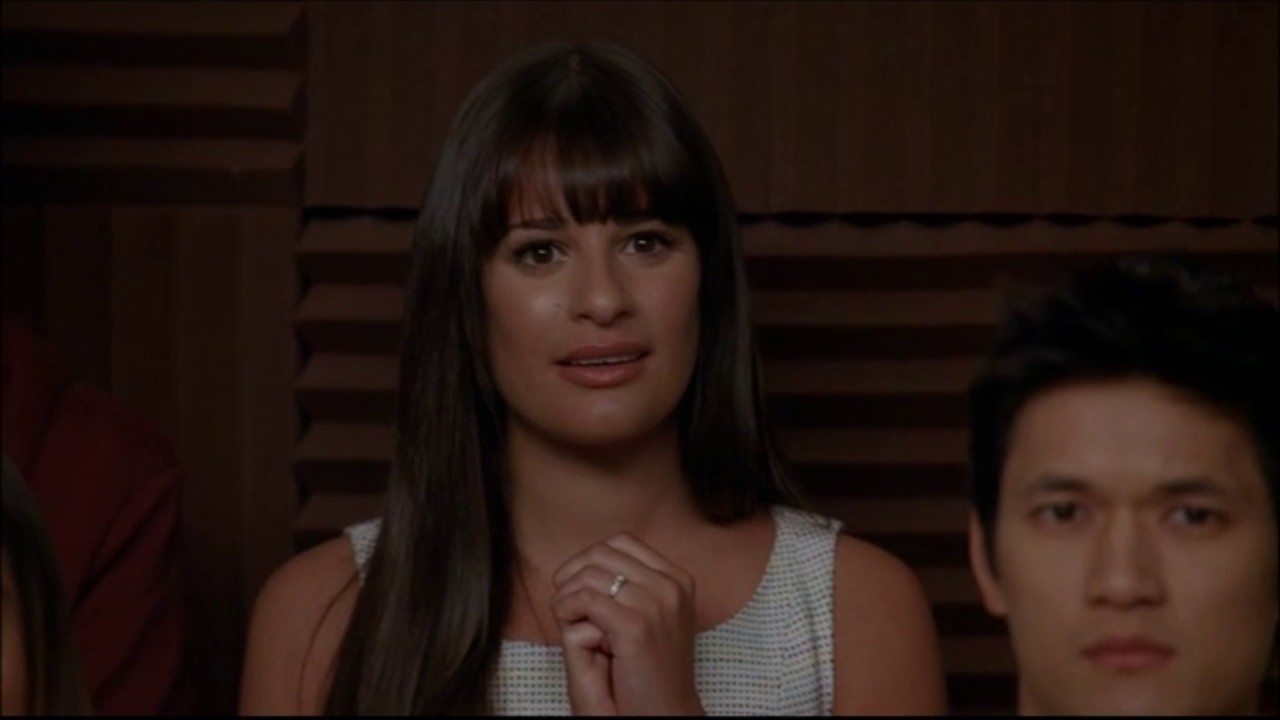 Glee -  Sue introduces Cooper Anderson to the glee club 3x15