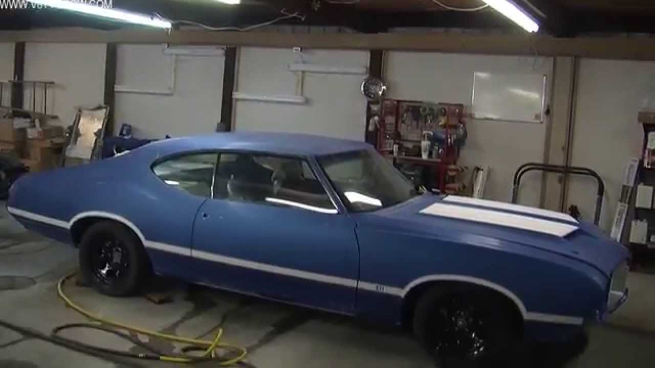 How To Spray Color, Stripes, and Clear on the 1971 Oldsmobile Cutlass S71 Video Part 2 V8TV