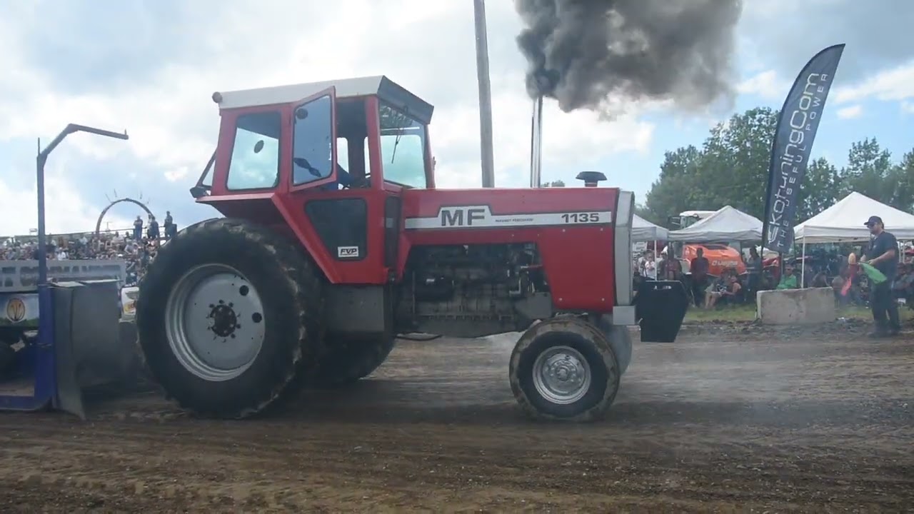 Tire de Tracteurs de Bedford 2023 Tracteurs Stock, Open et Mix 1e partie