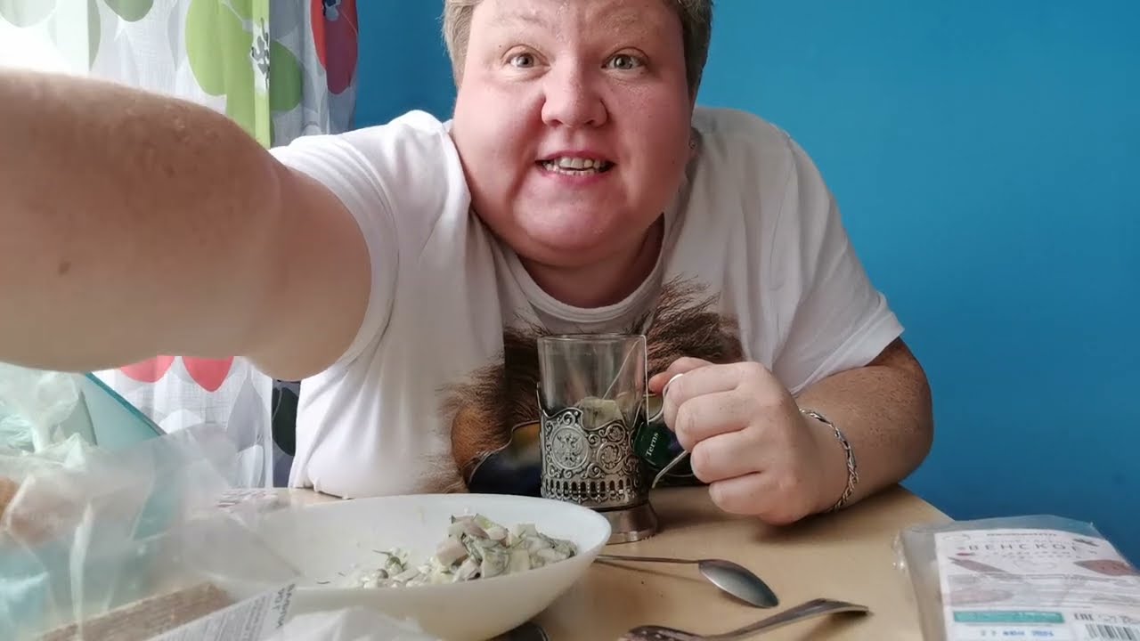 #мукбанг#mukbang #еда #food #обзор # оливье, бедрышко куриное и вкусняшки из вкус вила